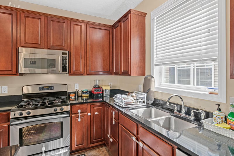 15587 Crab Apple Ln, Eden Prairie, MN 55347