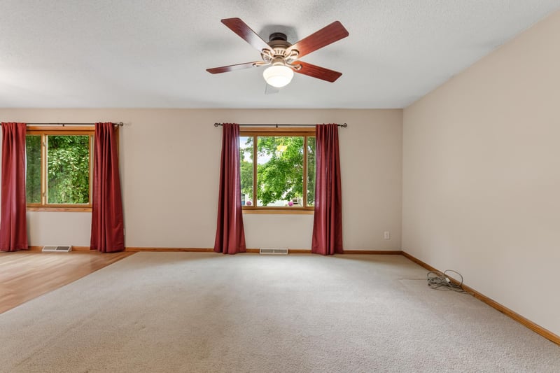 1218 Poplar St, La Crescent, MN 55947