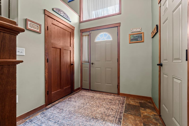 1050 Mallard St NE, Hanover, MN 55341