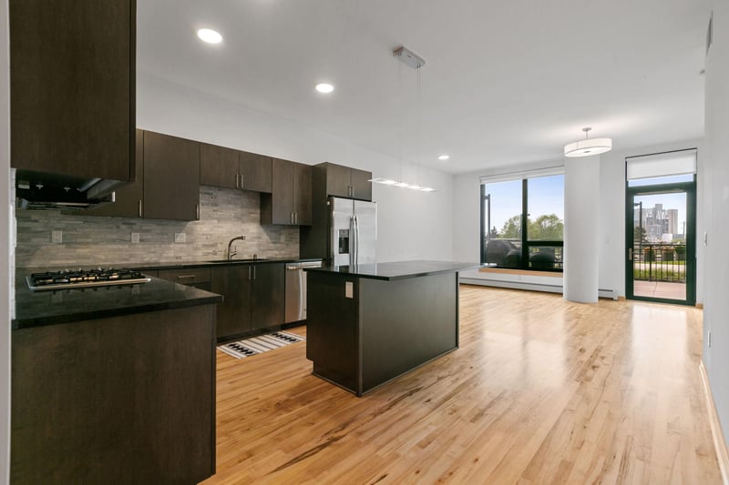 1240 S 2nd St #225, Minneapolis, MN 55415