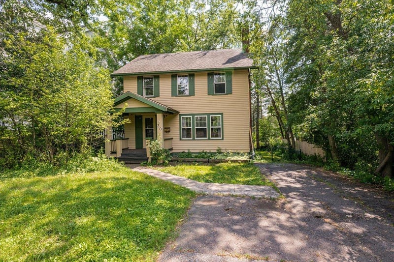 30 W Arrowhead Rd, Duluth, MN 55803