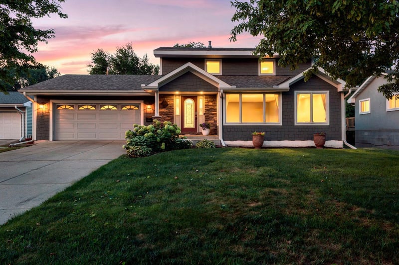 4517 Orchard Ave N, Robbinsdale, MN 55422