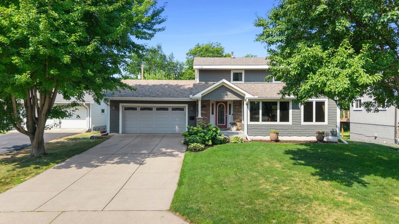 4517 Orchard Ave N, Robbinsdale, MN 55422