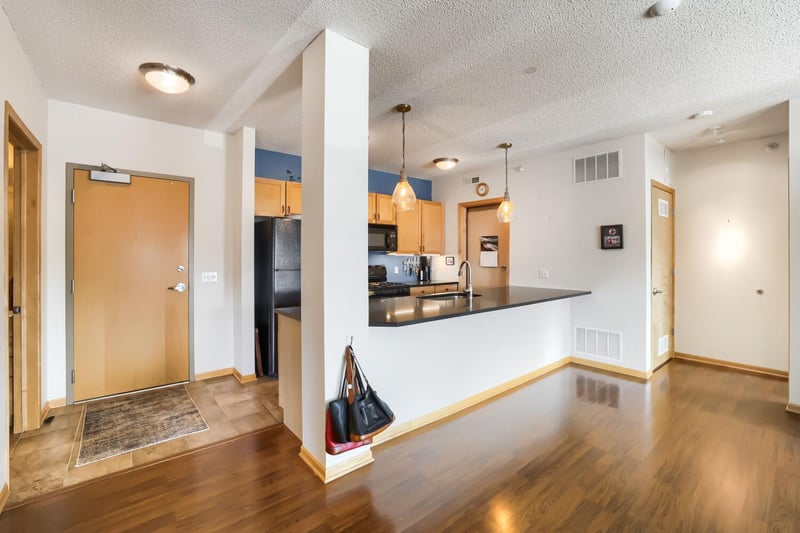 750 Mainstreet #218, Hopkins, MN 55343