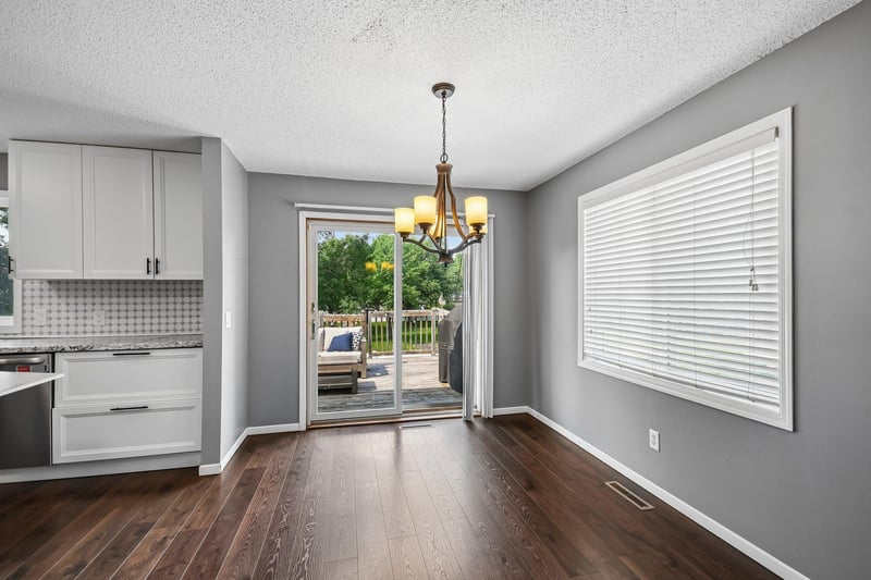 905 Walnut St, Farmington, MN 55024