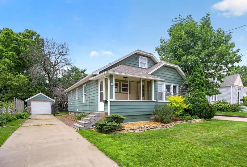 103 12th Ave SE, Rochester, MN 55904
