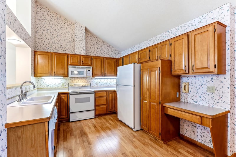 1624 Waterbury, Waconia, MN 55387