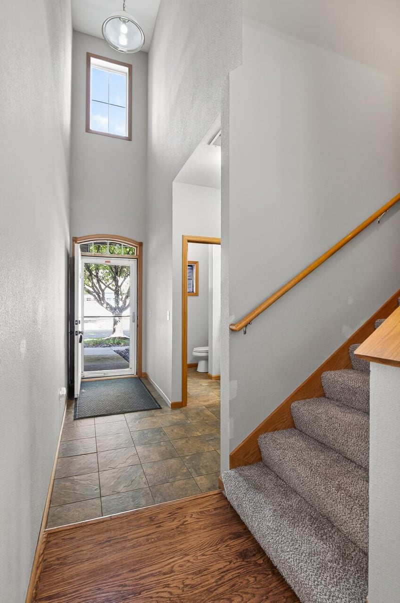 6464 64th St NE, Albertville, MN 55301