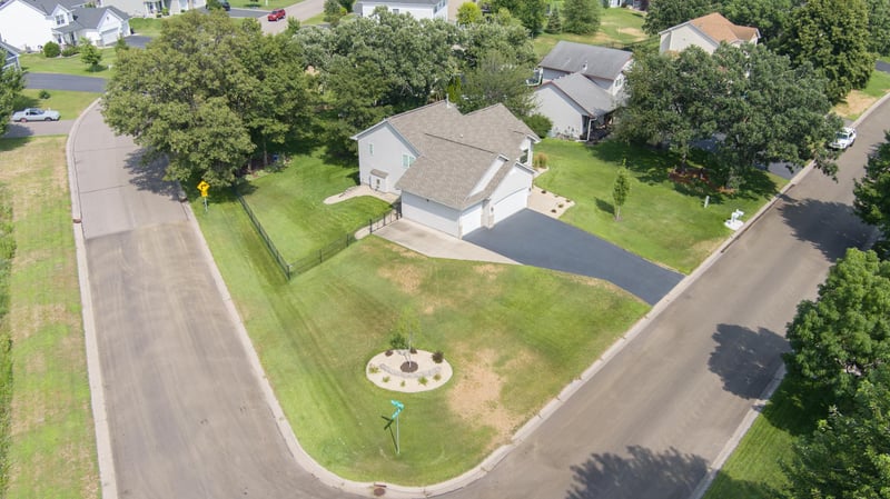 15235 Yellow Pine St NW, Andover, MN 55304