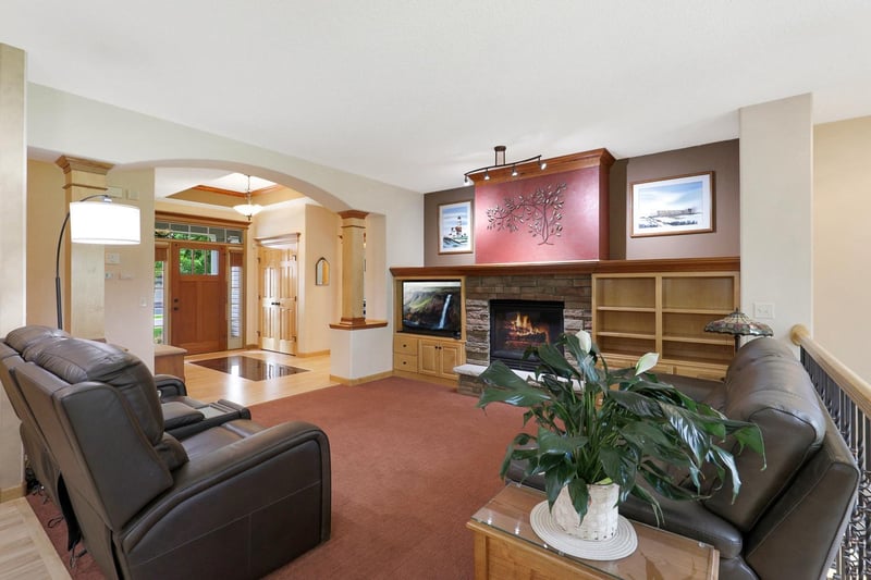 12901 196th Ln NW, Elk River, MN 55330