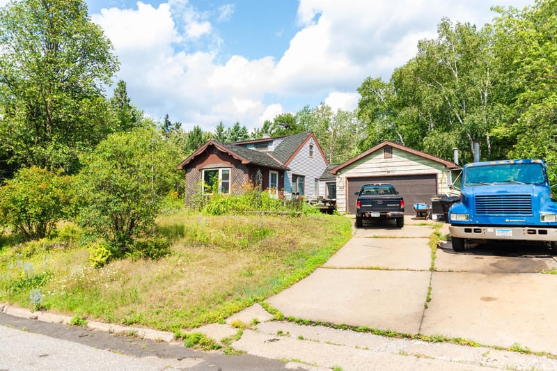 29 Cuyuna Dr, Virginia, MN 55792