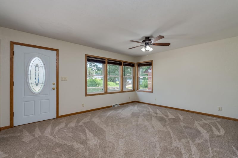 1511 Beaver Ave, Mankato, MN 56001
