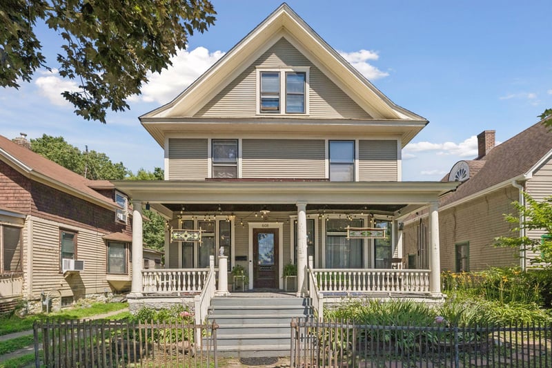 608 Bates Ave, Saint Paul, MN 55106