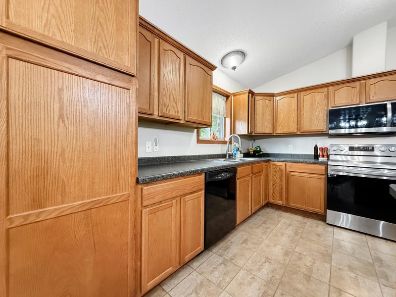 4437 Scotchpine Ct NW, Bemidji, MN 56601