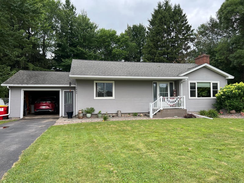 1045 10th Ave, Cumberland, WI 54829