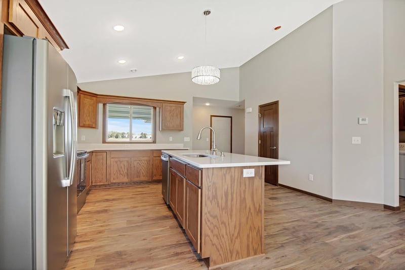 301 Gateway Pw, Osceola, WI 54020