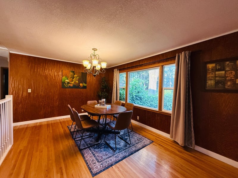 8431 Palm St NW, Coon Rapids, MN 55433