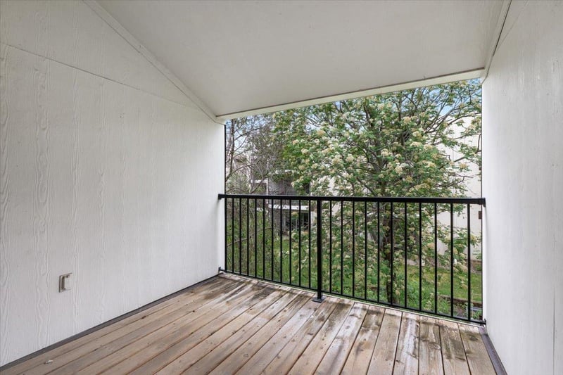 12840 Nicollet Ave #302, Burnsville, MN 55337