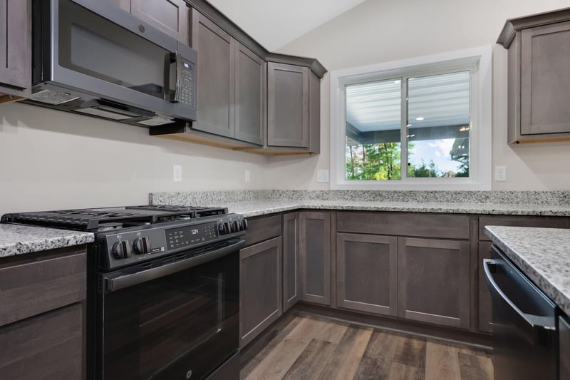 331 Gateway Pw, Osceola, WI 54020