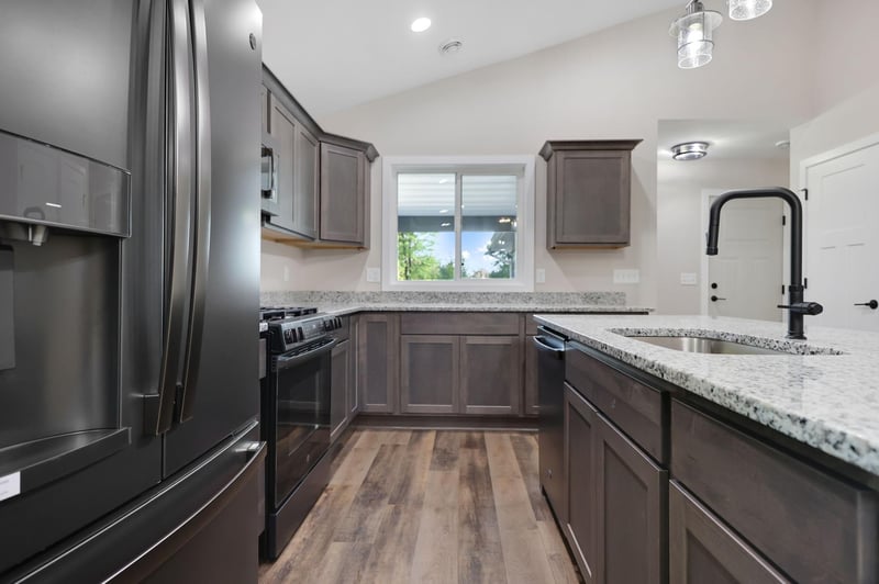 331 Gateway Pw, Osceola, WI 54020