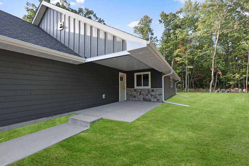 331 Gateway Pw, Osceola, WI 54020