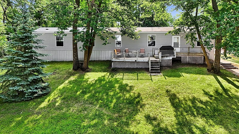 22430 62nd St NW, Sunburg, MN 56289