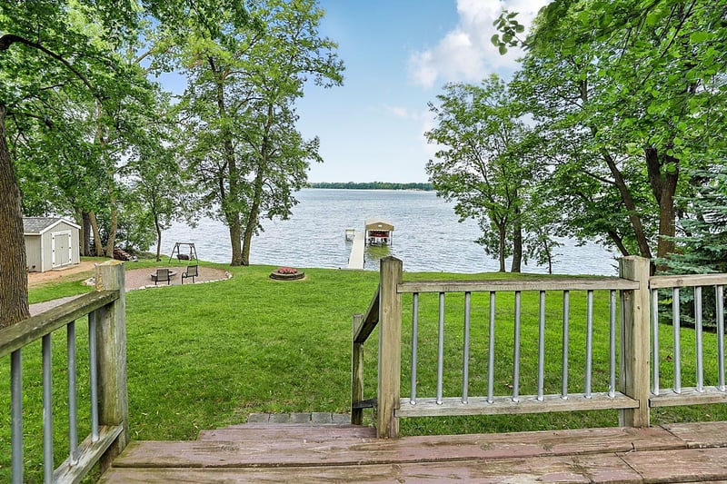 22430 62nd St NW, Sunburg, MN 56289