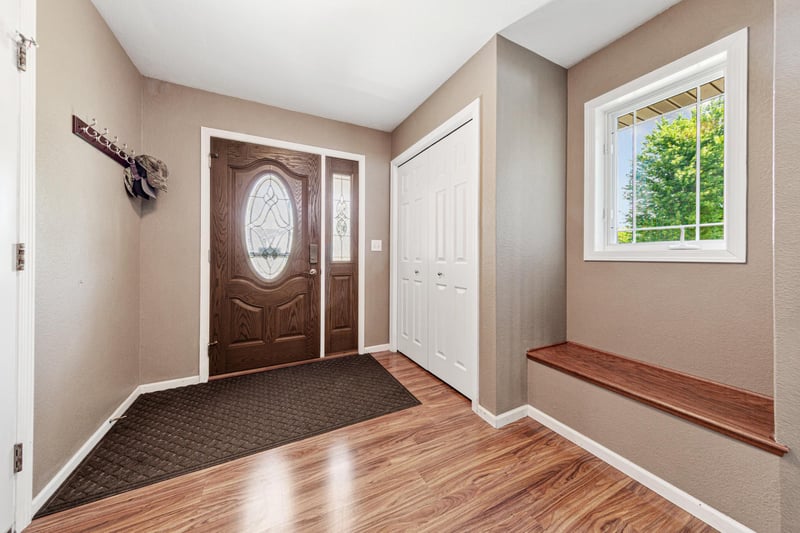895 Lee St NE, Owatonna, MN 55060