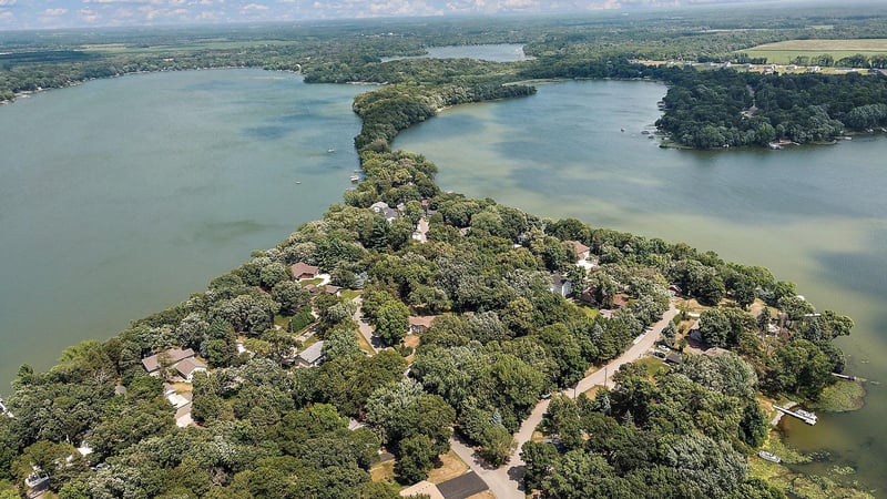 10700 56th St, Clear Lake, MN 55319