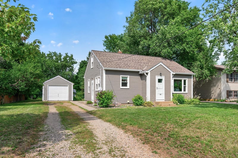 307 E 4th St, Monticello, MN 55362