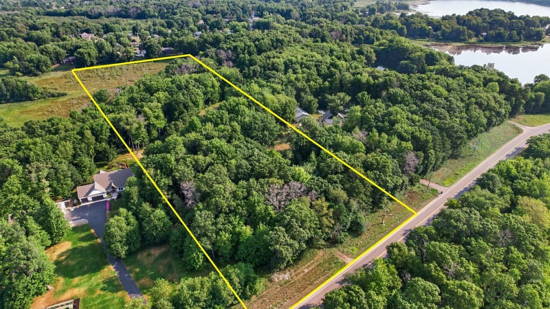 8055 Fawn Lake Dr NE, Linwood Twp, MN 55079