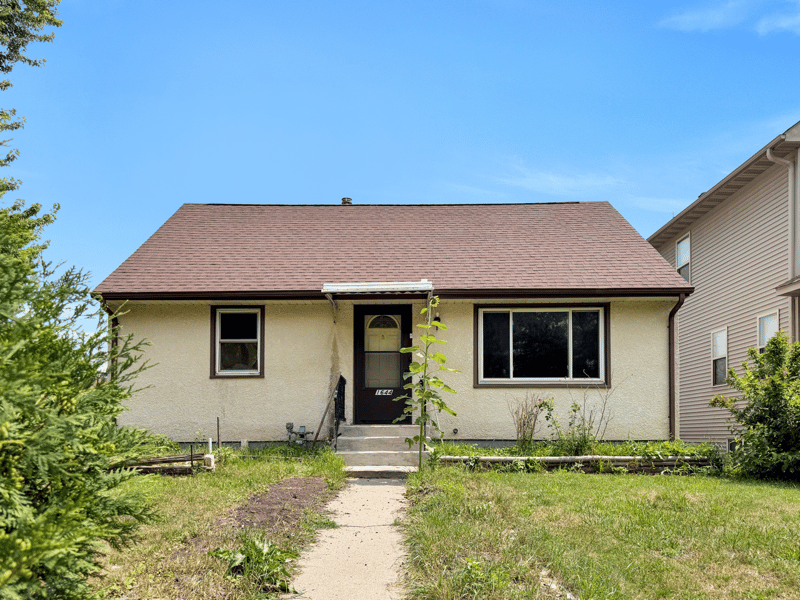 1644 Woodbridge St, Saint Paul, MN 55117