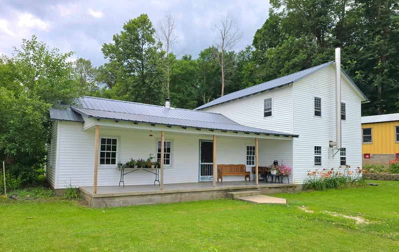 18395 Game Rd, Preston, MN 55965