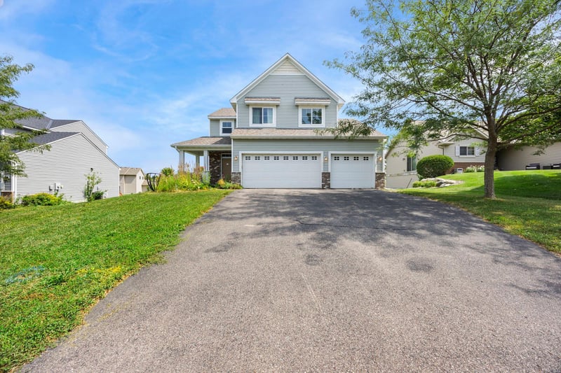 838 10th Ave NE, Lonsdale, MN 55046