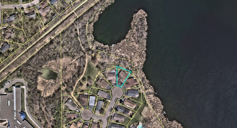 340 Inland Ln N, Plymouth, MN 55447