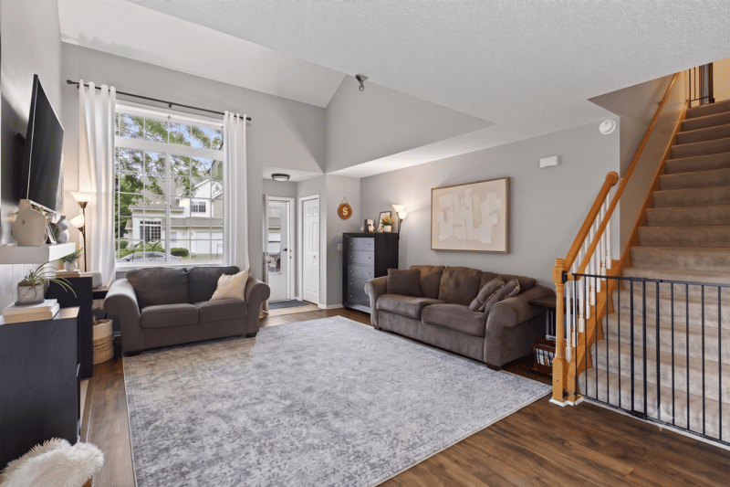 2507 Yellowstone Dr #89, Hastings, MN 55033
