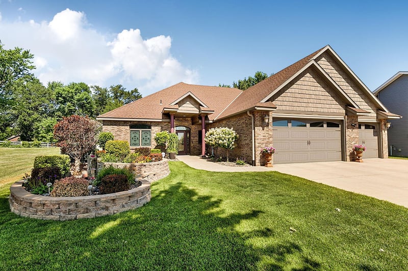 639 18th St NW, Sauk Rapids, MN 56379