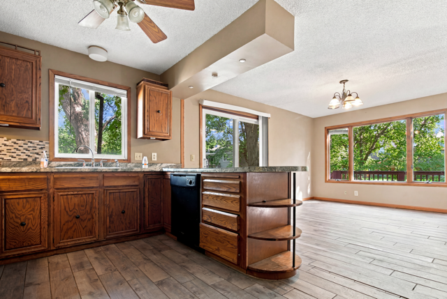 630 Hall Ln, Minneapolis, MN 55411