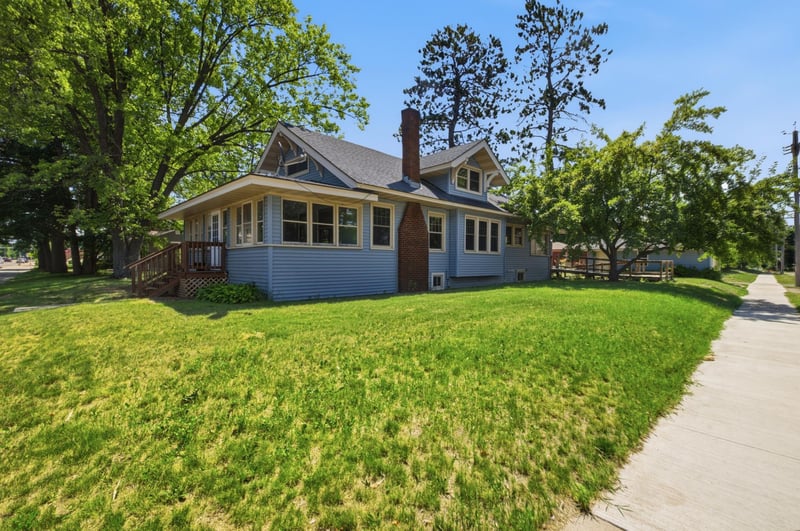 202 E Main St, Crosby, MN 56441