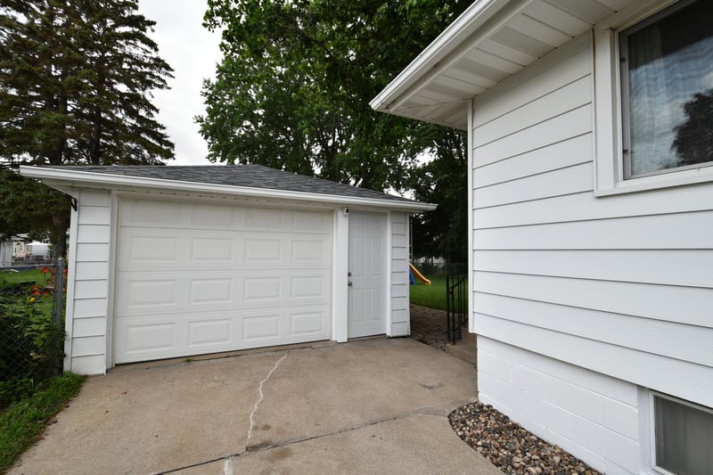 821 SE 12th Ave SE, Rochester, MN 55904