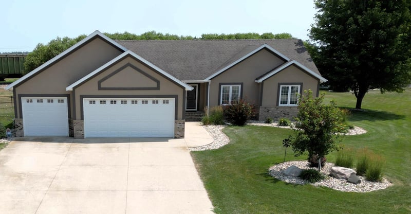 1949 51st Ave N, Moorhead, MN 56560