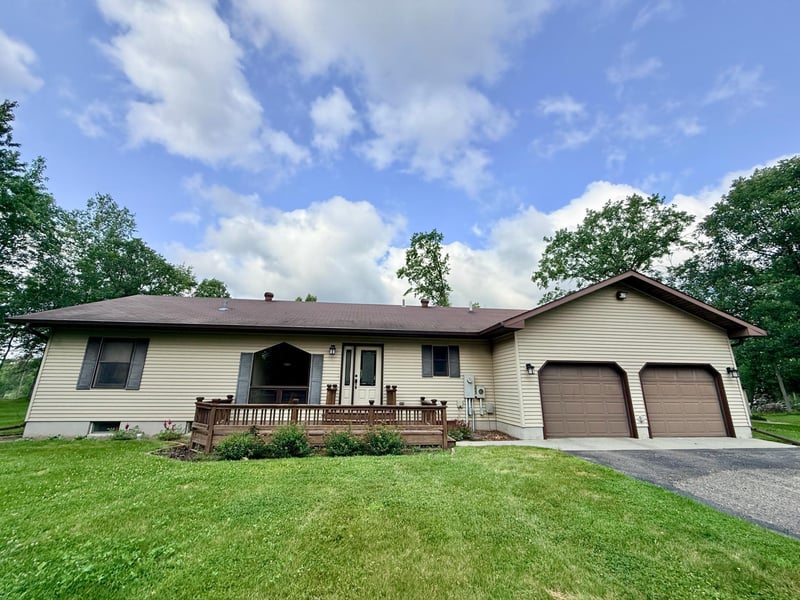 2397 SE Norway Bluff Dr SE, Bemidji, MN 56601