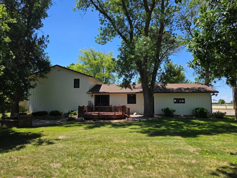 250 School Ave, Brooten, MN 56316