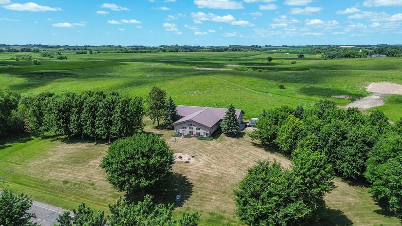 13700 13th St NW, Spicer, MN 56288