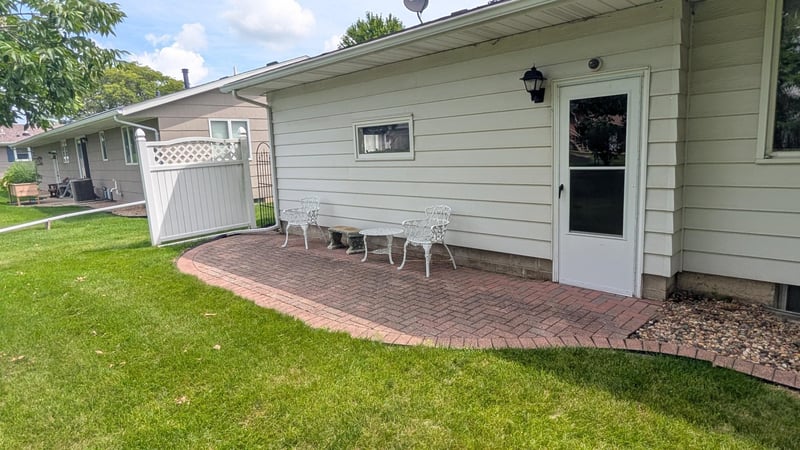 1407 9th St NW, Austin, MN 55912