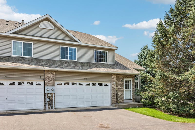 214 11th Ave S, Princeton, MN 55371