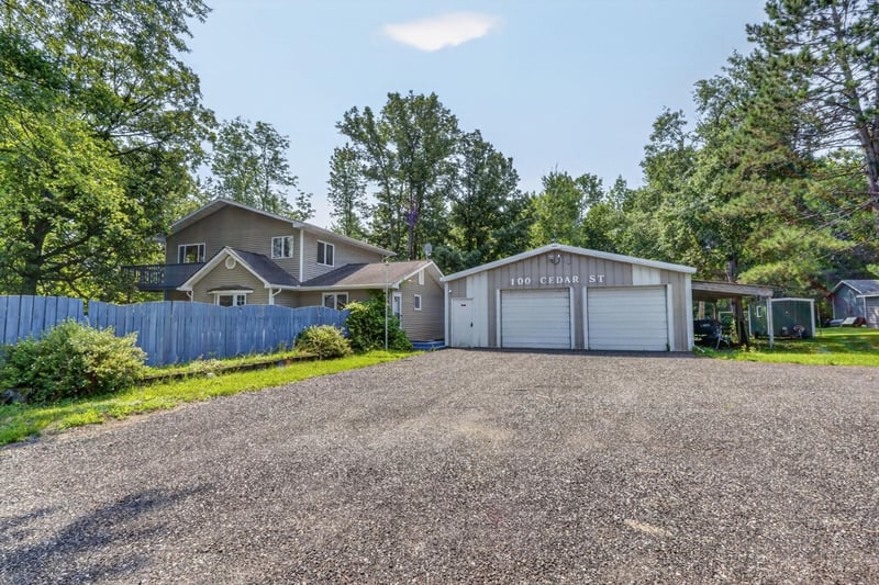 100 Cedar St, Bigfork, MN 56628