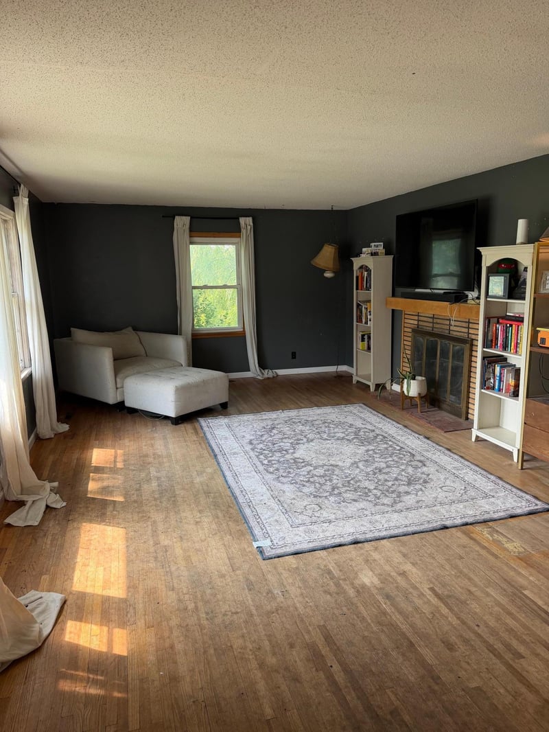 805 Elm Ave S, Hallock, MN 56728