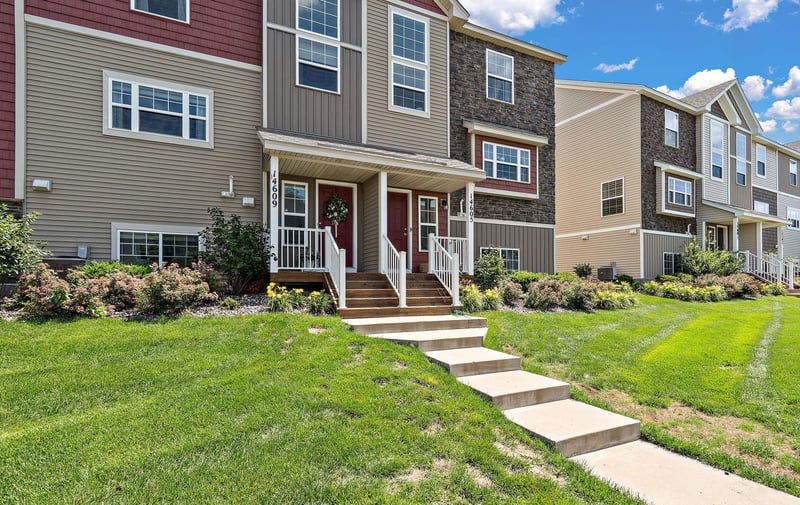 14609 Rhinestone St NW, Ramsey, MN 55303