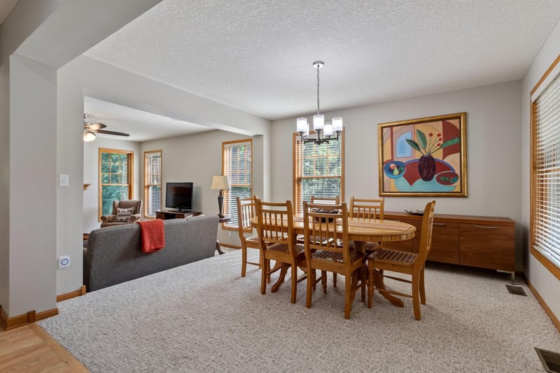 3457 Couchtown Pa, Rosemount, MN 55068